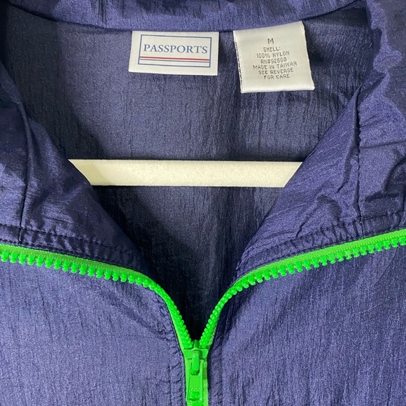 Vintage Passports Navy Windbreaker Pullover โ Neon Green Zipper Accents (M) - Picture 2 of 3